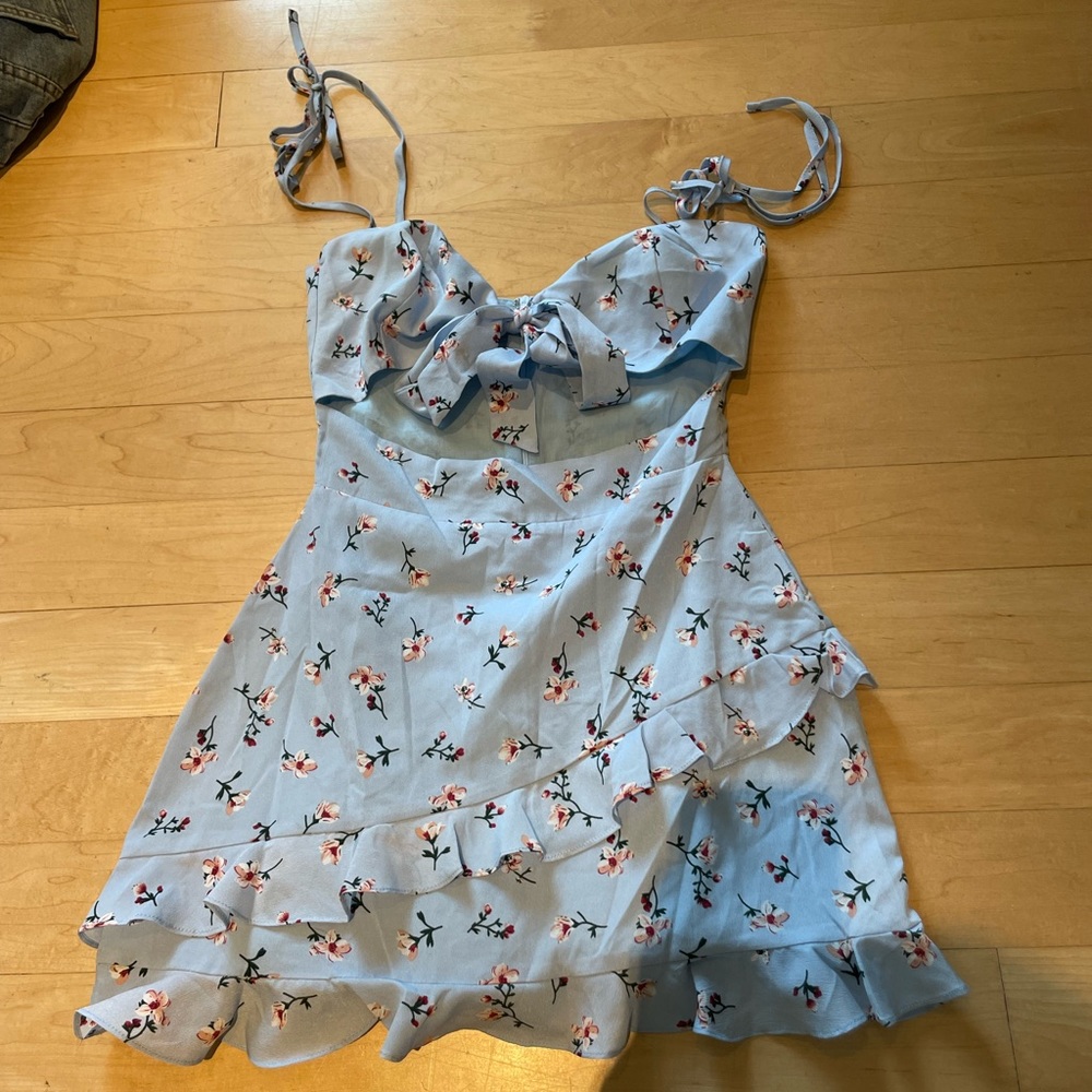 cut out dress
